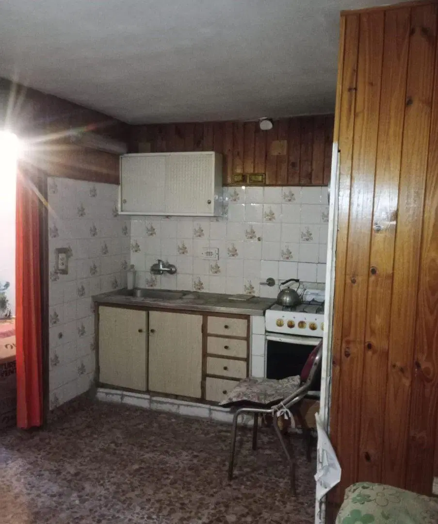 VENTA DUPLEX 4 AMB A REFACCIONAR EN  V.BALLESTER 2
