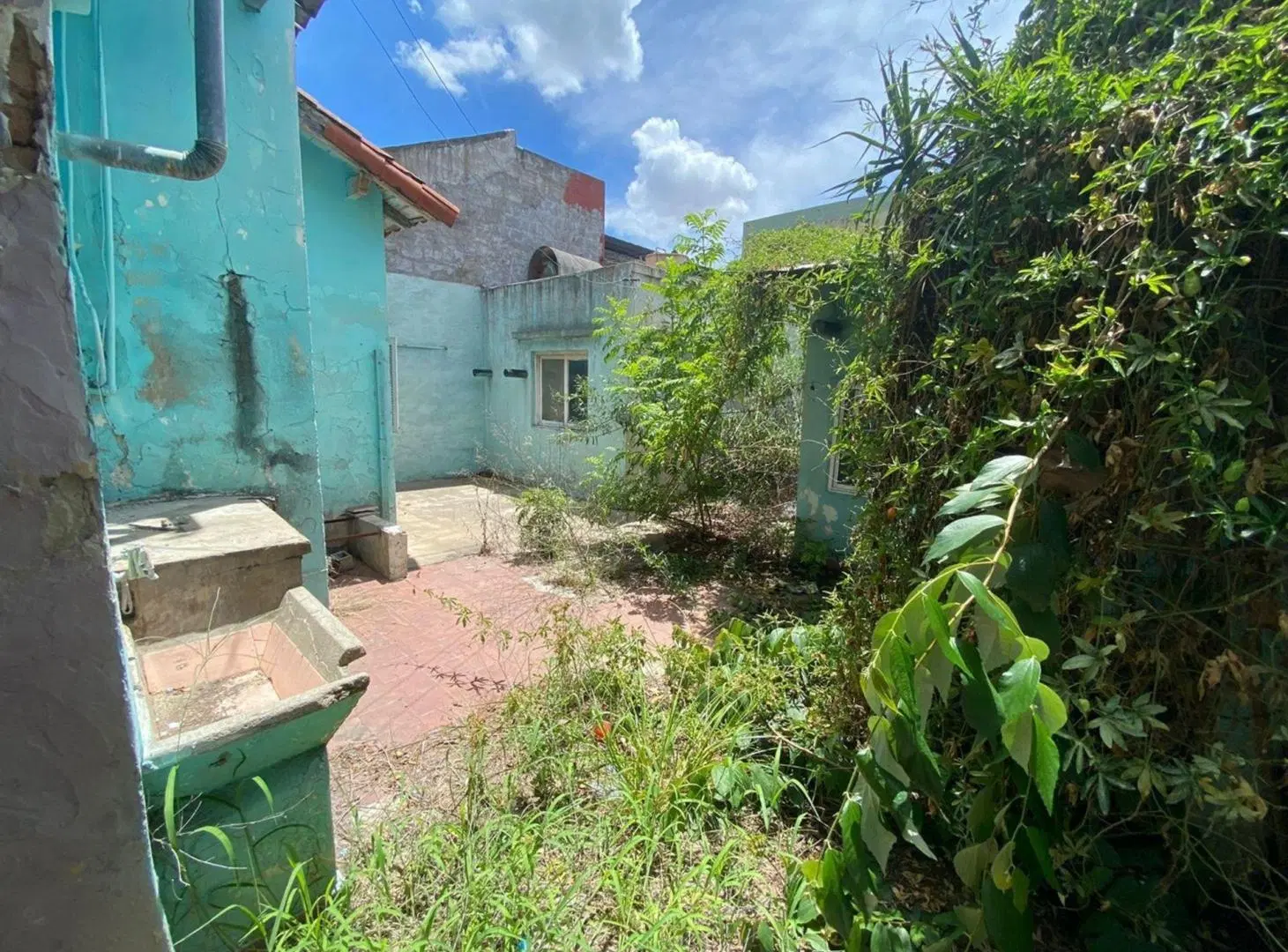 VENTA CASA 3 AMB.COCHERA A RECICLAR APTO CREDITO. 4