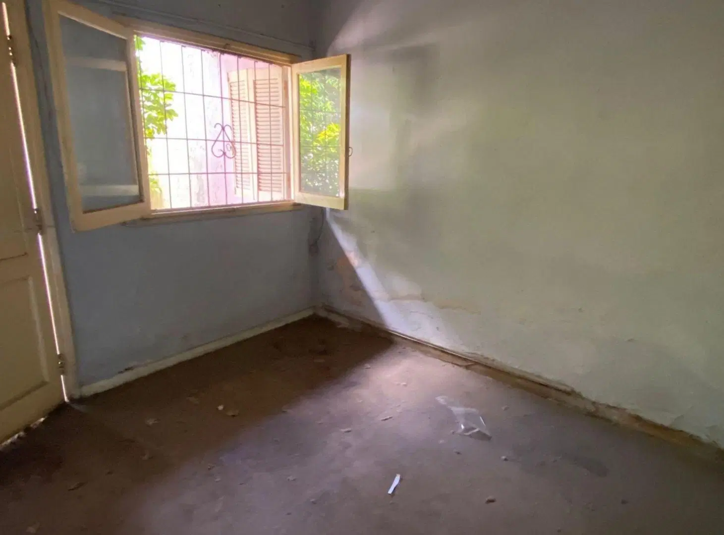 VENTA CASA 3 AMB.COCHERA A RECICLAR APTO CREDITO. 2