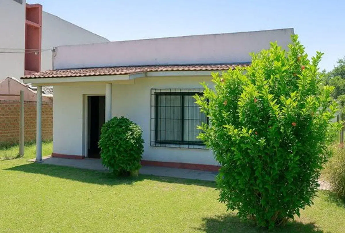 VENTA CASA EN GRAND BOURG  SOBRE LOTE DE 400 M2 5