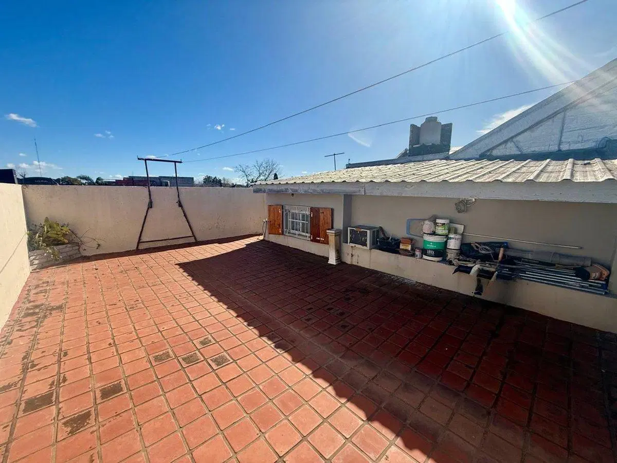 CASA 3 AMB CON TERRAZA TALLER Y LOCAL BECCAR 2