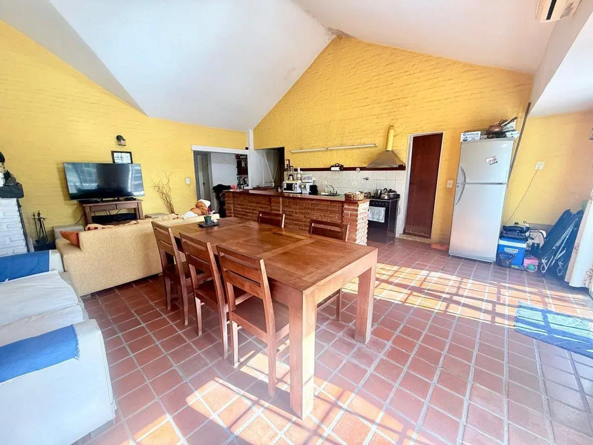 TALLER EN VENTA CON LOCAL Y CASA BECCAR 8