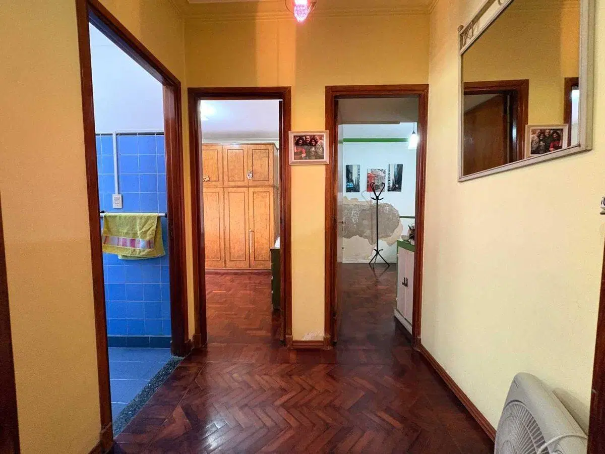Venta 3 ambientes en Coghlan sobre avenida. 8