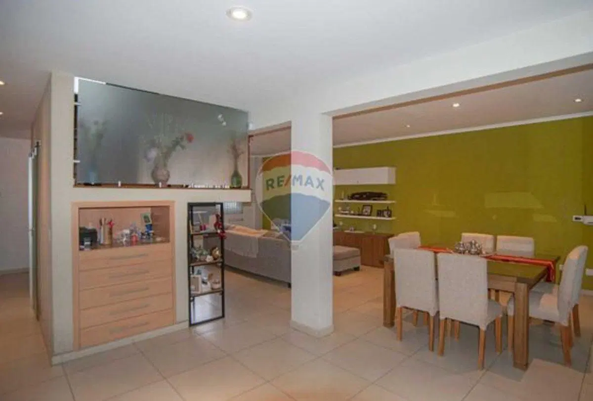 VENTA CASA 4 AMB EN OLIVOS CON PILETA Y QUINCHO 5
