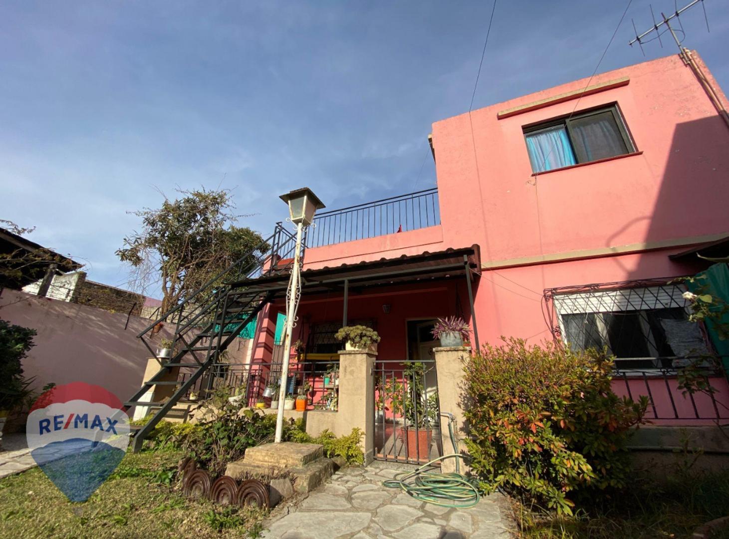 VENTA CASA 3 AMB + 2 DEPTOS, VICTORIA