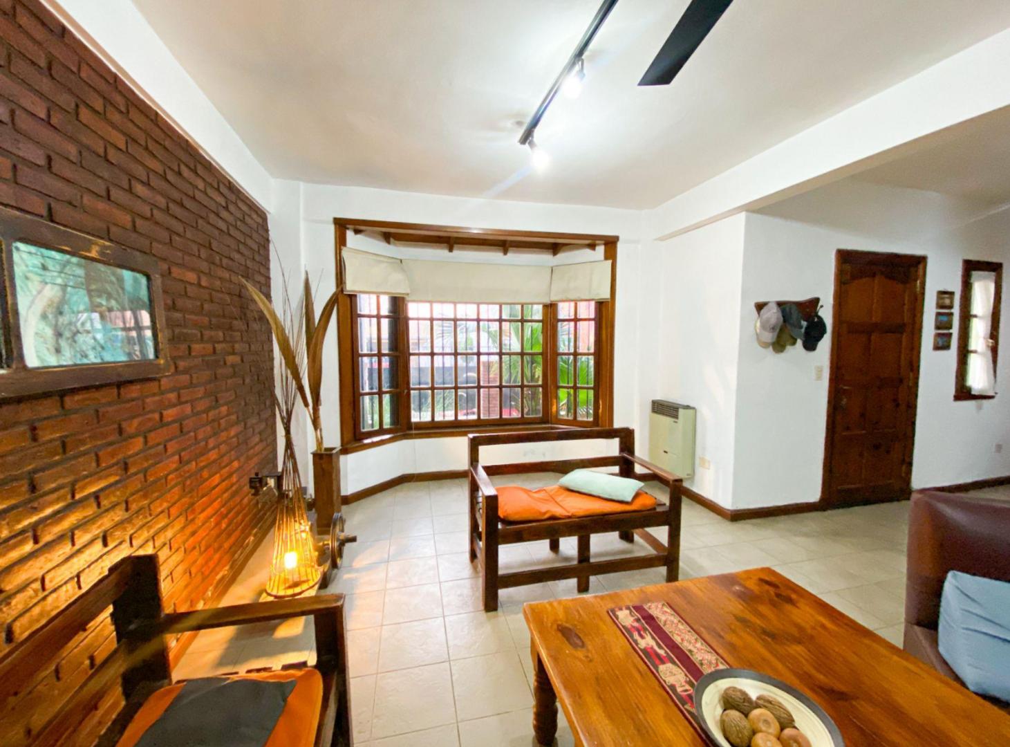 Foto de VENTA CASA 5 AMBIENTES TIGRE C/ JARDIN Y GARAGE, imagen 3