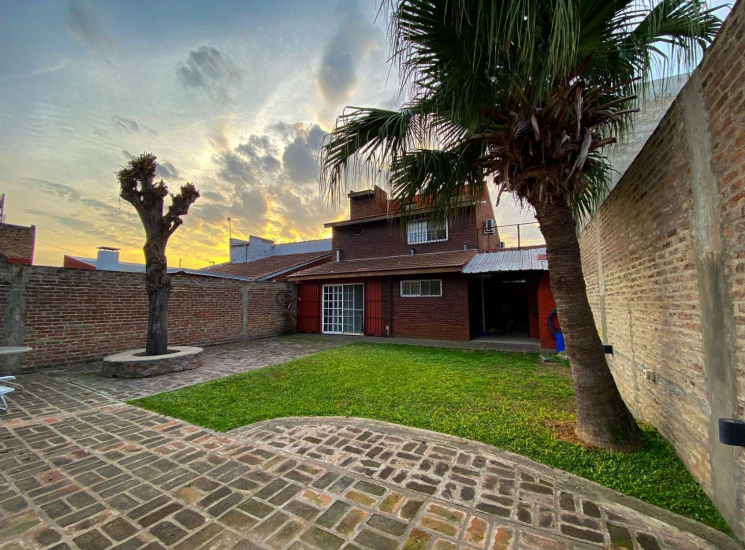 Foto de VENTA CASA 5 AMBIENTES TIGRE C/ JARDIN Y GARAGE, imagen 5