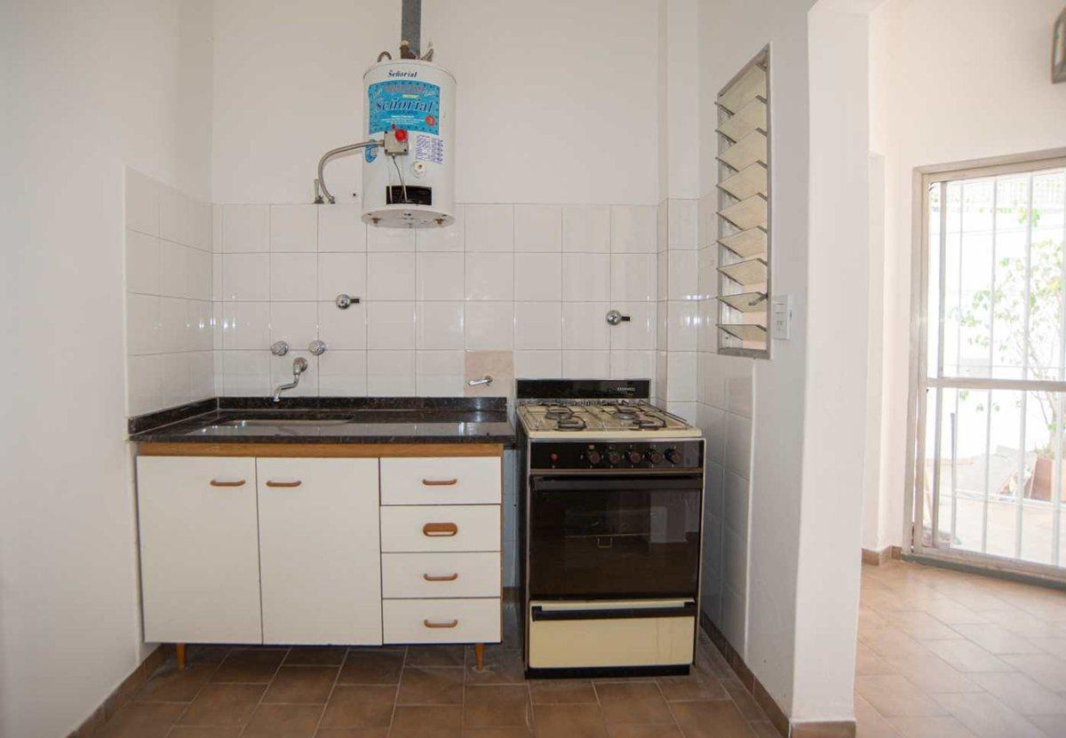 Foto de VENTA PH 2 AMB C/ PATIO Y TERRAZA PROPIA MATADEROS, imagen 3
