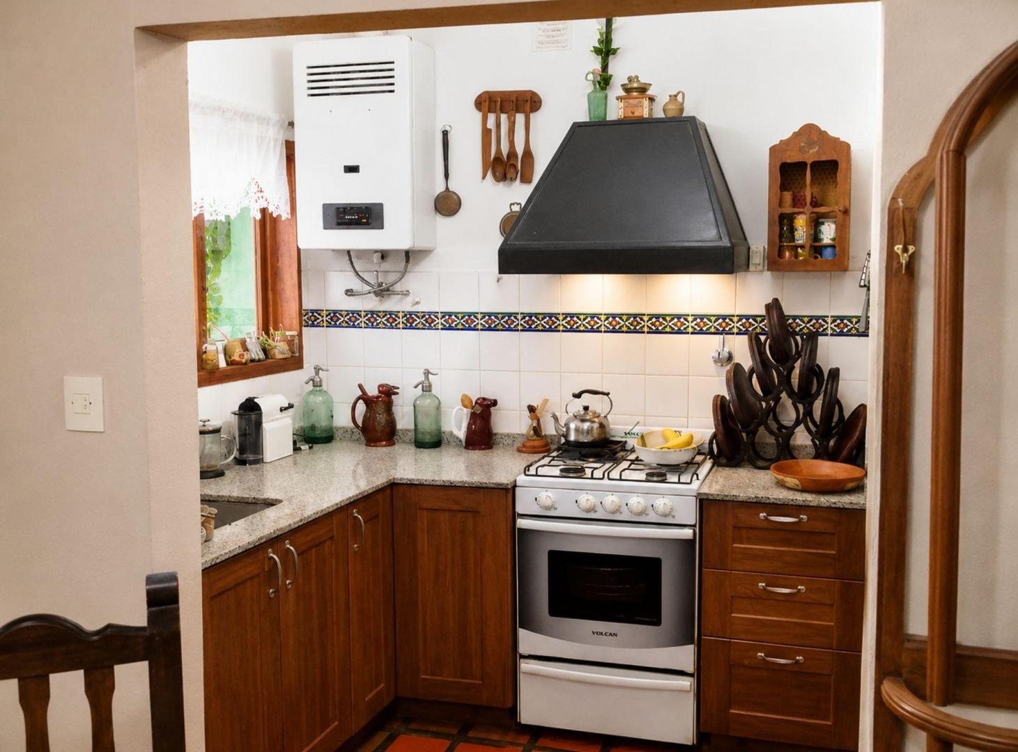 Foto de VENTA CASA APTA CREDITO PARQUE ALVEAR 1, imagen 1