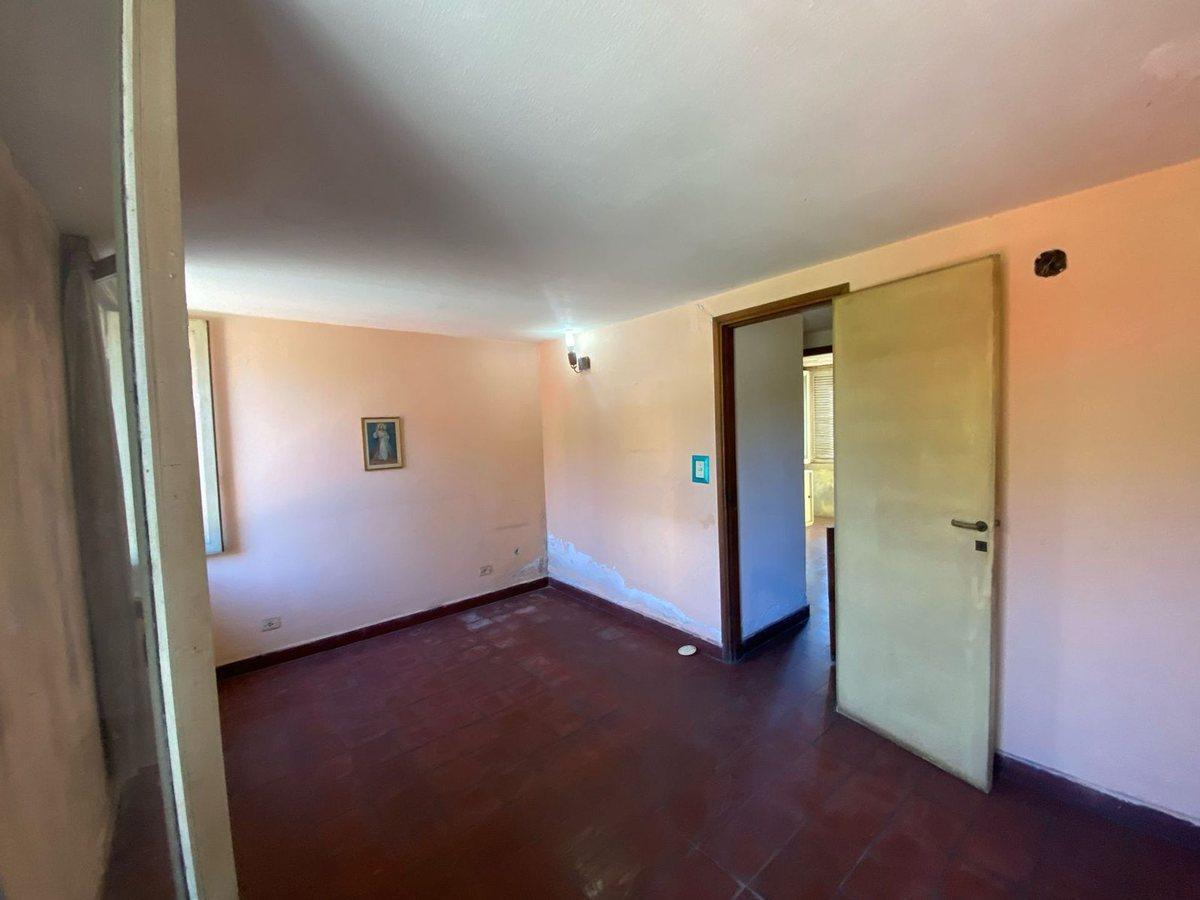 Foto de VENTA DUPLEX 4 AMB A REFACCIONAR EN V.BALLESTER, imagen 3