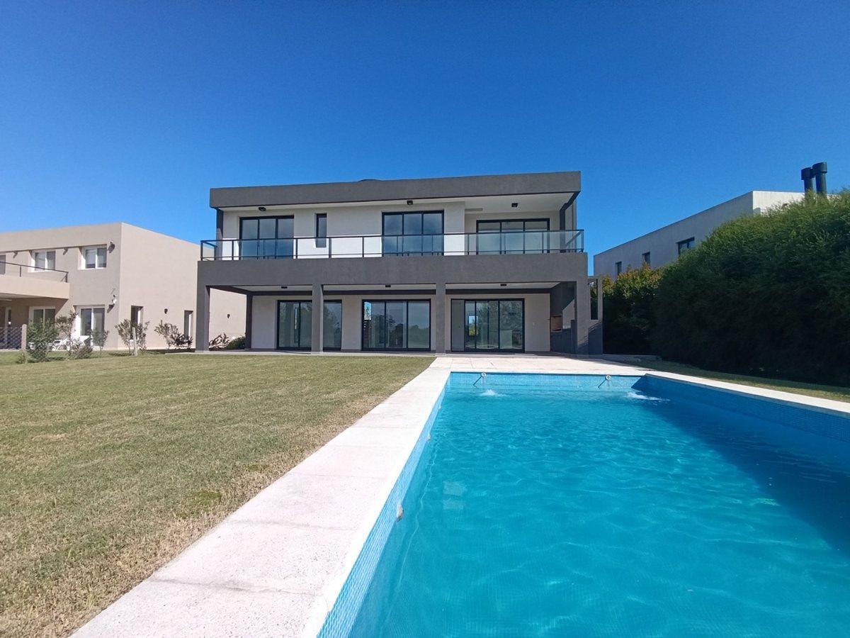 Foto de VENTA CASA A ESTRENAR HARAS SANTA MARIA FINANCIADA, imagen 2