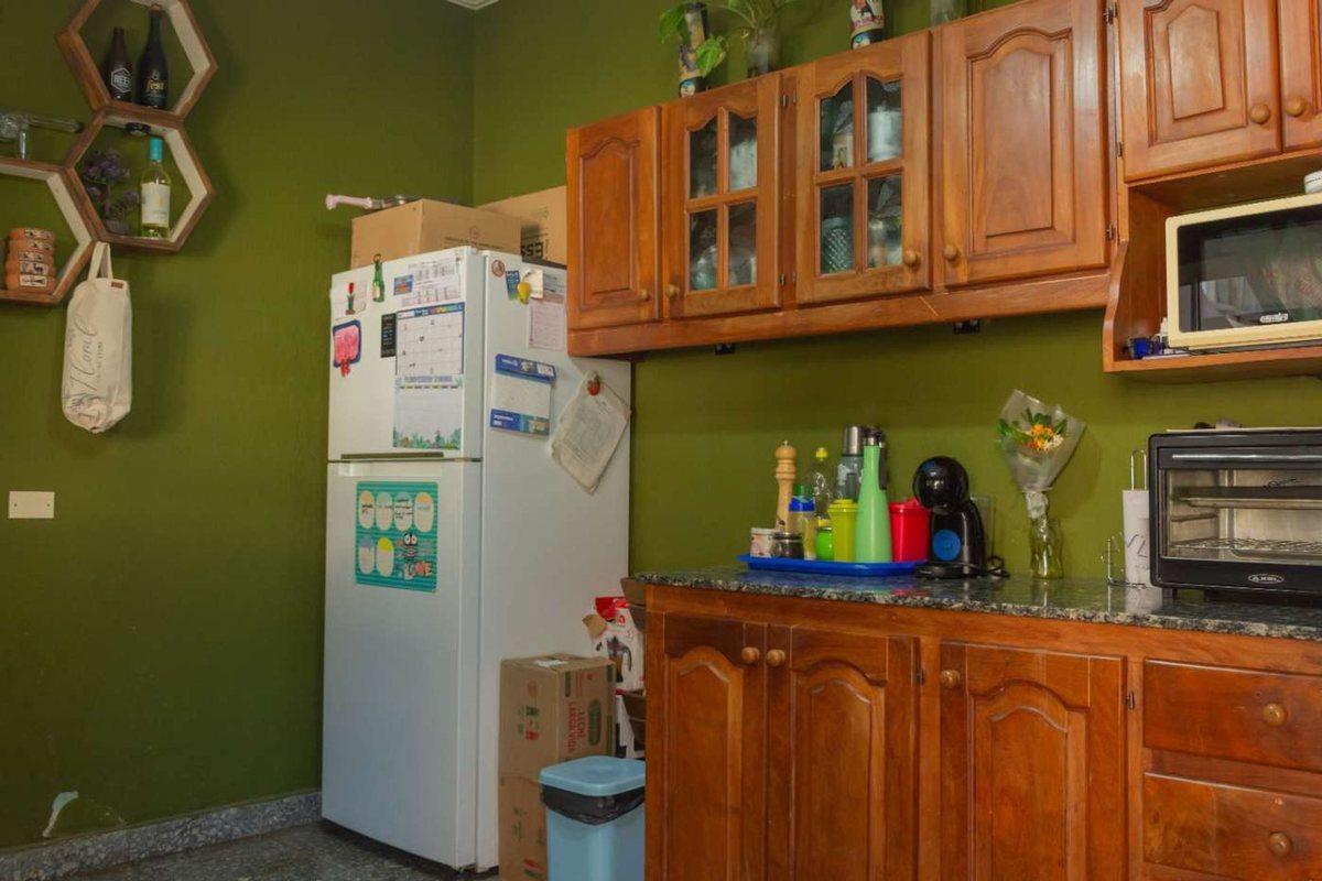 Foto de CASA EN VENTA 6 AMBIENTES - GRAND BOURG C/COCHERA, imagen 4