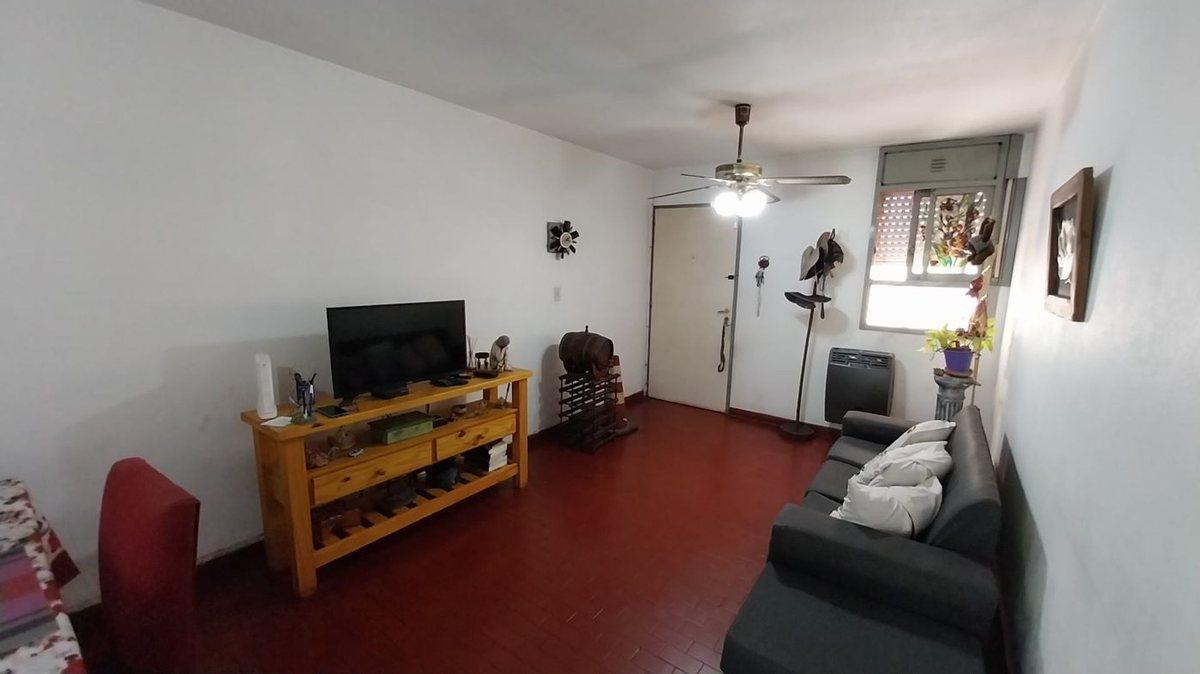 Foto de VENTA DEPARTAMENTO 5 AMBIENTES GARÍN C/ BALCÓN, imagen 1