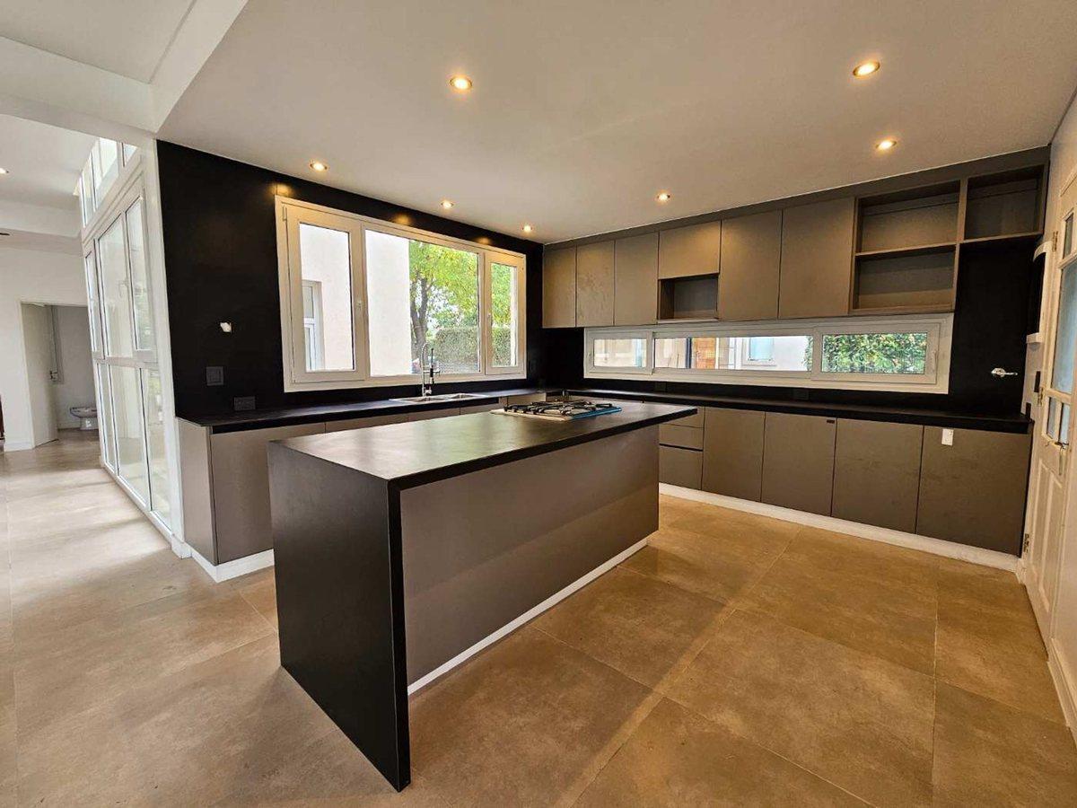 Foto de Casa en venta 6 amb a Estrenar Jazmines, imagen 3