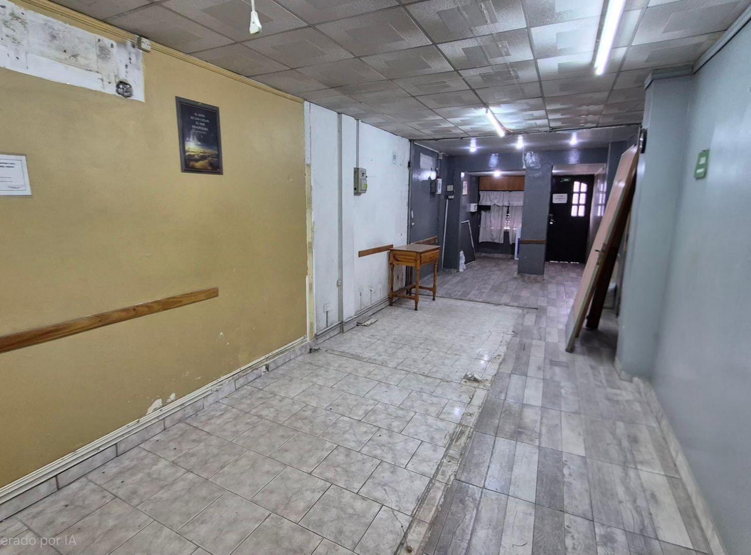 Foto de VENTA LOCAL COMERCIAL AV. MARQUEZ PABLO PODESTA, imagen 3