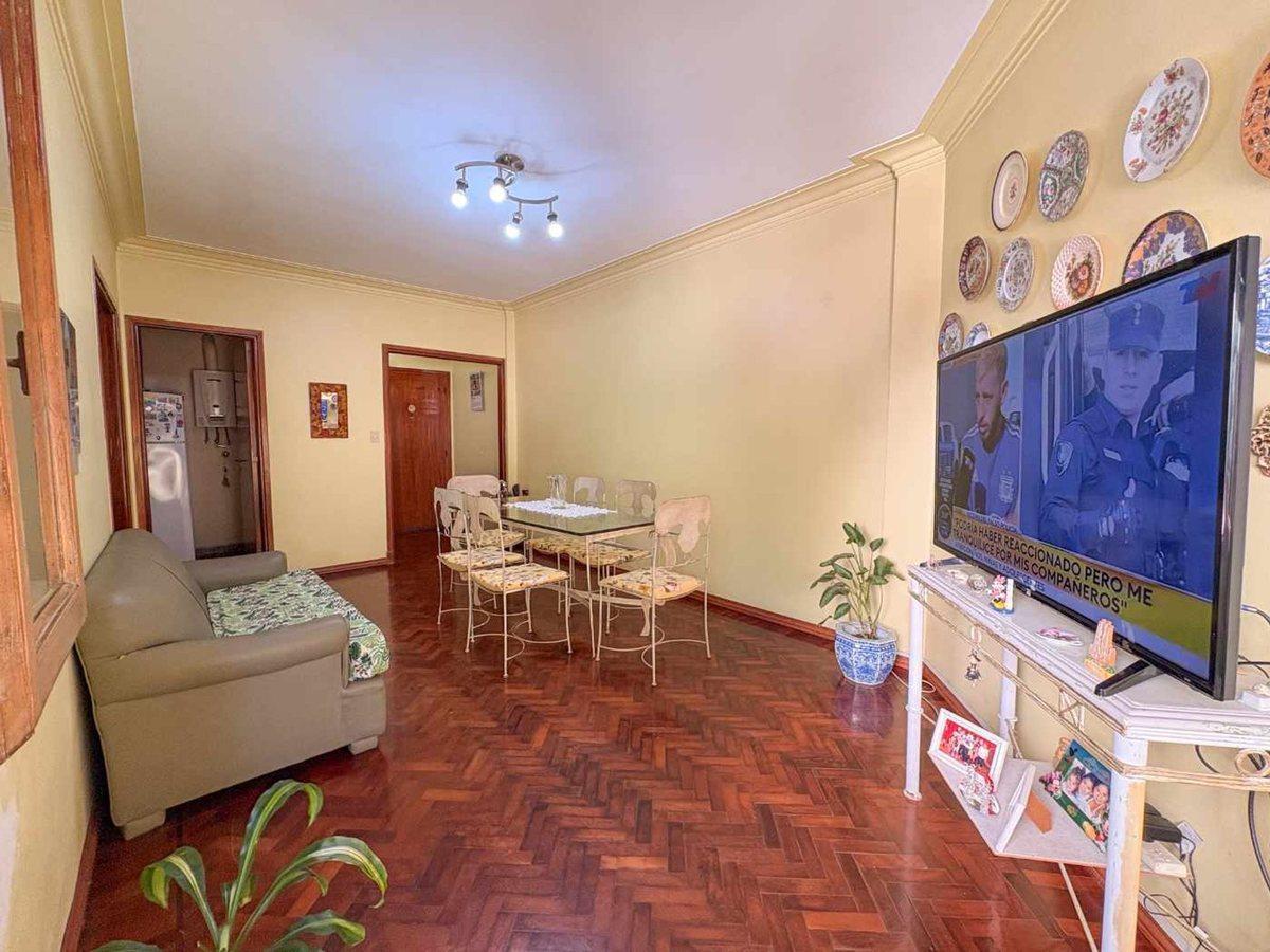 Foto de Venta 3 ambientes en Coghlan sobre avenida., imagen 3