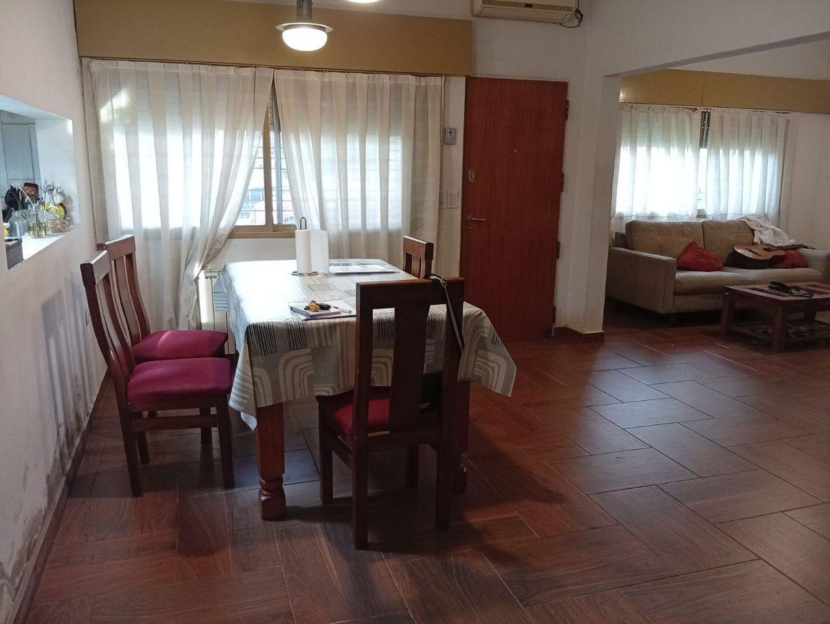 Foto de VENTA DE CASA 5 AMBIENTES EL PALOMAR, imagen 2