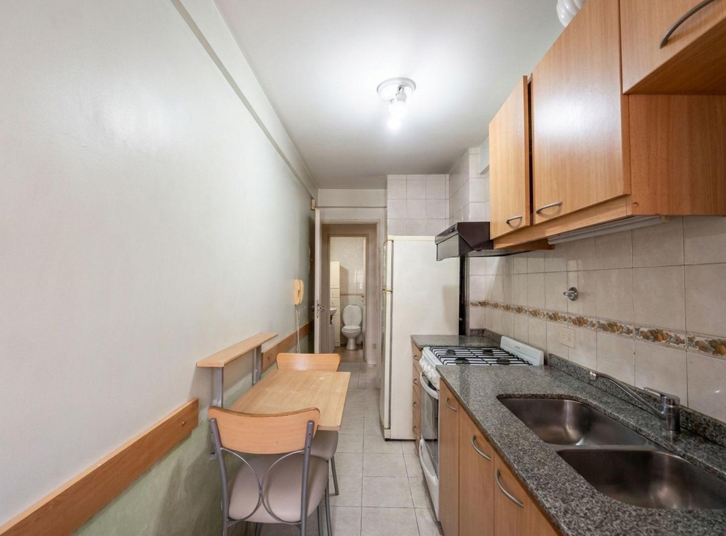 Foto de VENTA DEPARTAMENTO 3 AMBIENTES C/BAULERA VTE LOPEZ, imagen 2