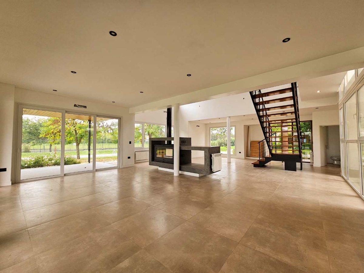 Foto de Casa en venta 6 amb a Estrenar Jazmines, imagen 2