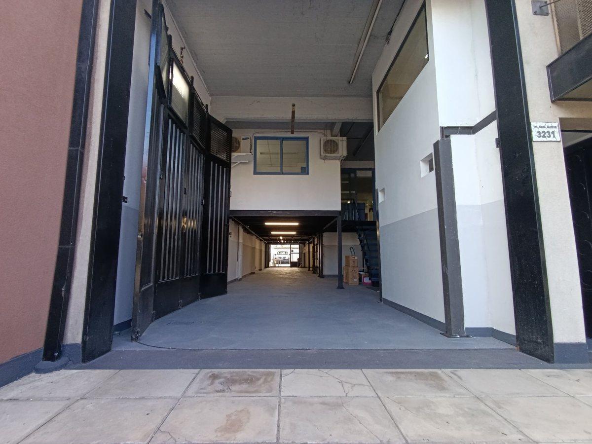 Foto de VENTA DEPOSITO, OFICINAS, COCHERAS MUNRO, imagen 3
