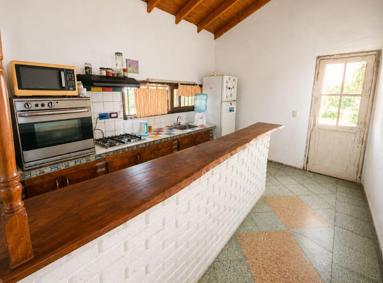 Foto de VENTA CASA 4 AMBIENTES AMPLIO PARQUE CON PARRILLA, imagen 3
