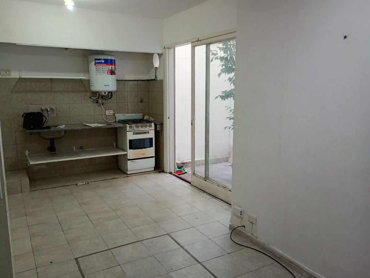 Foto de ALQUILER DEPARTAMENTO 2 AMB.CON PATIO-LAVALLE 600, imagen 4
