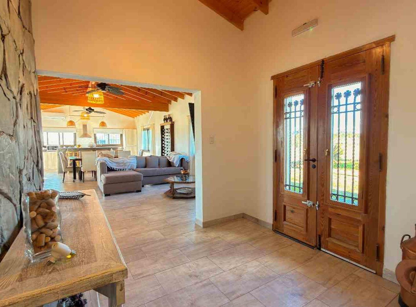 Foto de Chacra en Venta 1 ha de campo Casa con pileta, imagen 3