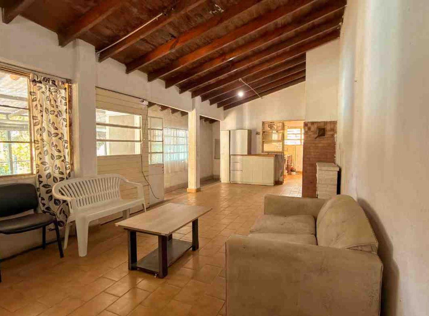 Foto de CASA CON 2 VIVIENDAS, QUINCHO Y PILETA GRAND BOURG, imagen 5