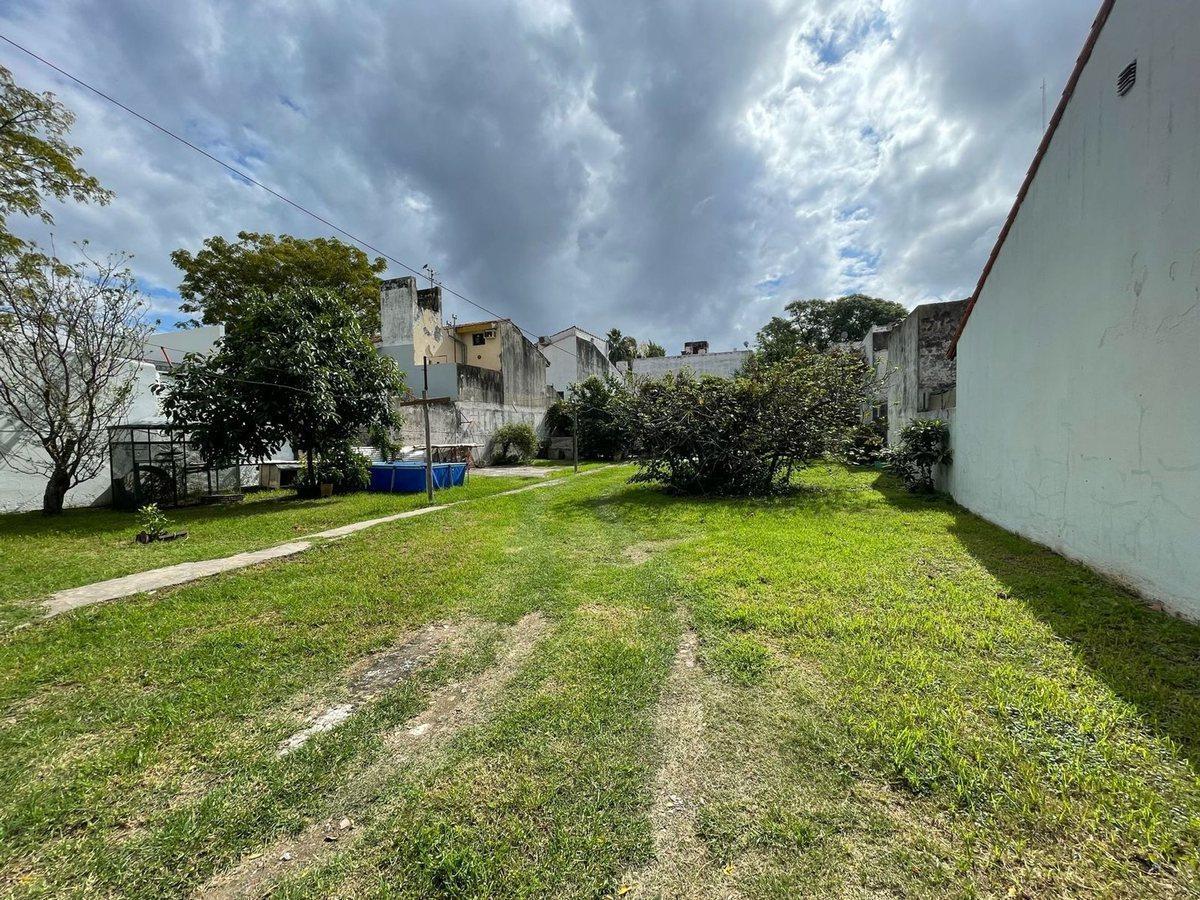 Foto de VENTA CASA 3 AMB LOTE PROPIO DE 850 M2 EN MARTINEZ, imagen 2