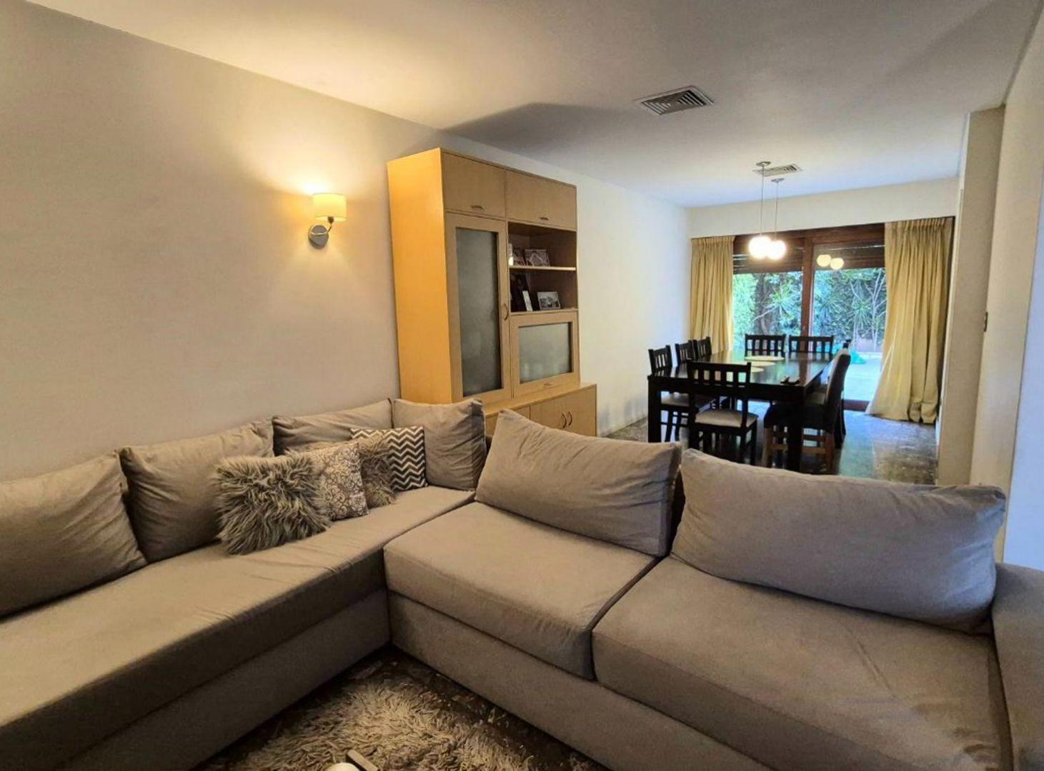 Foto de Casa 5 Amb en Villa Ballester, cochera y quincho, imagen 5