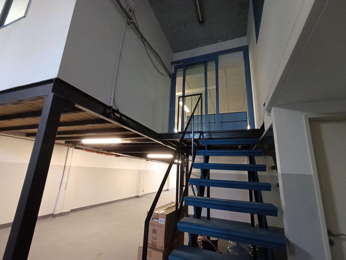 Foto de VENTA DEPOSITO, OFICINAS, COCHERAS MUNRO, imagen 4