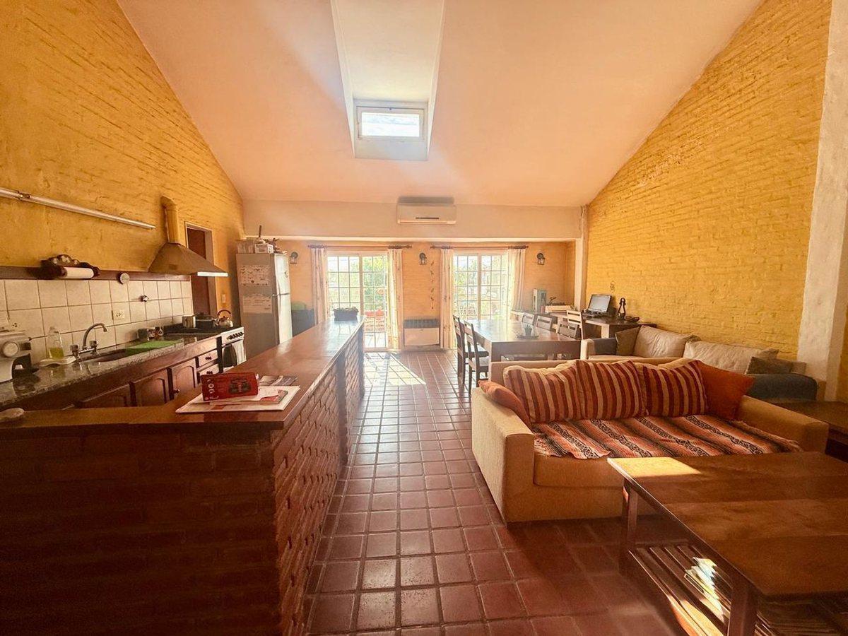 Foto de CASA 3 AMB CON TERRAZA TALLER Y LOCAL BECCAR, imagen 2
