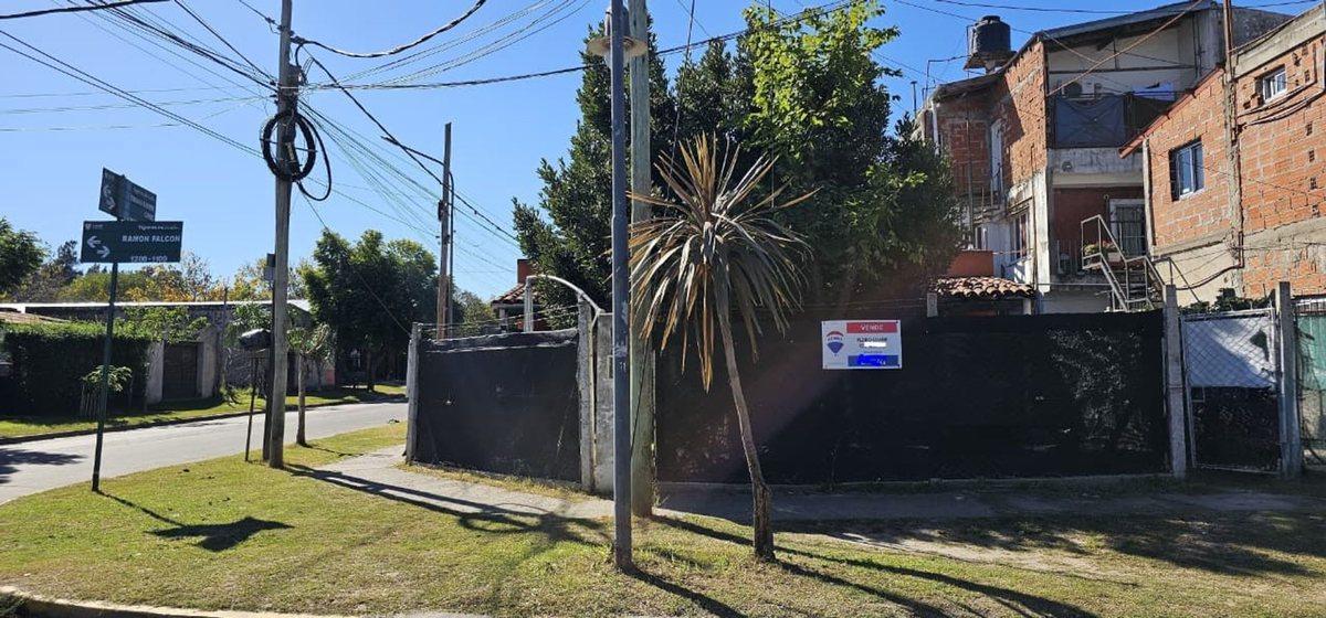 Foto de CASA 3 AMBIENTES BENAVIDEZ LOTE 200 MTS2, imagen 1