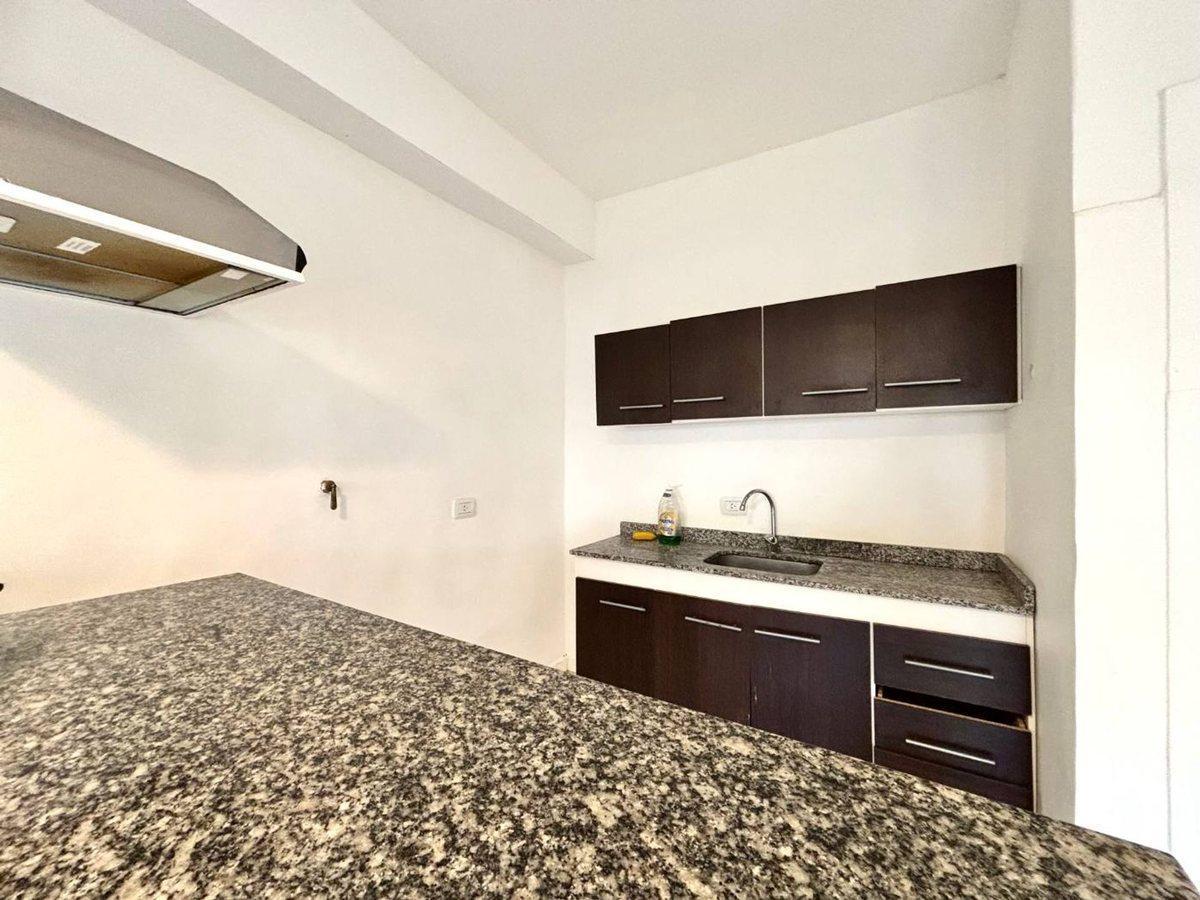 Foto de VENTA PH 3 AMB PLANTA BAJA APTO CREDITO C/PATIO, imagen 5