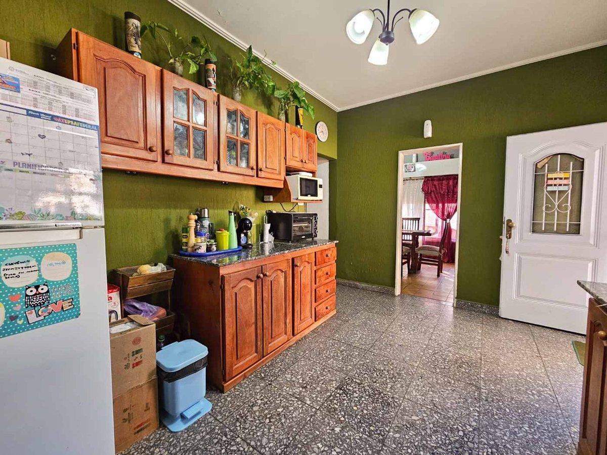 Foto de CASA EN VENTA 6 AMBIENTES - GRAND BOURG C/COCHERA, imagen 5