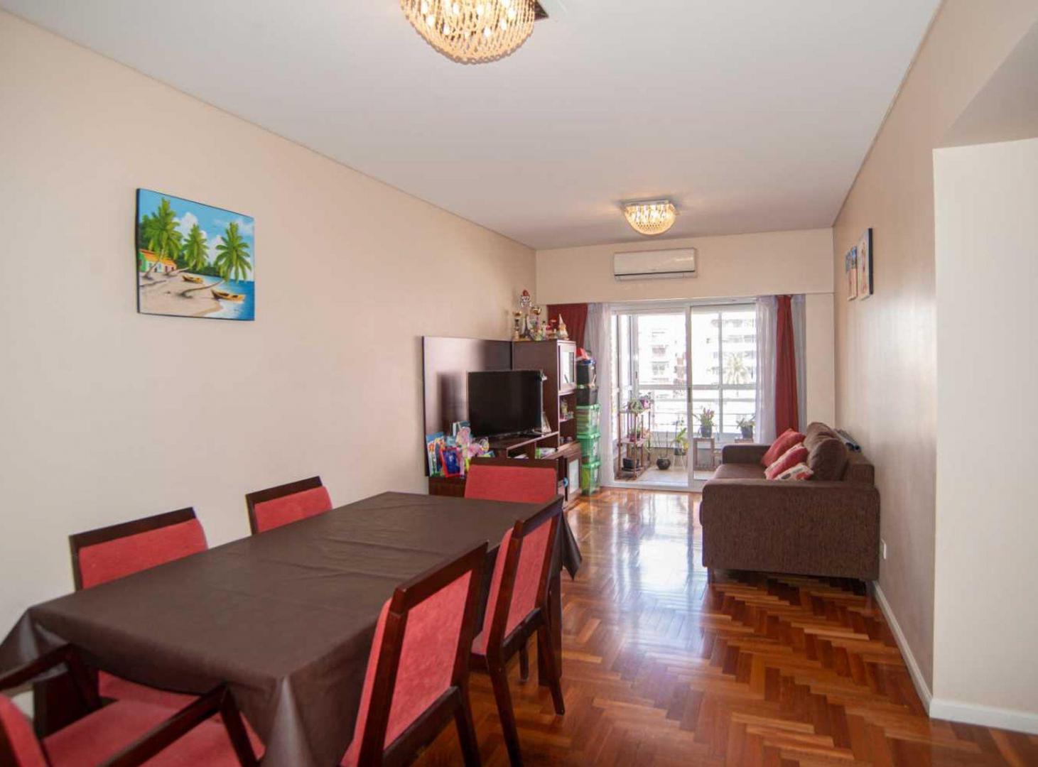 Foto de VENTA SEMIPISO 3 AMB PARQUE CHACABUCO C/ COCHERA, imagen 1
