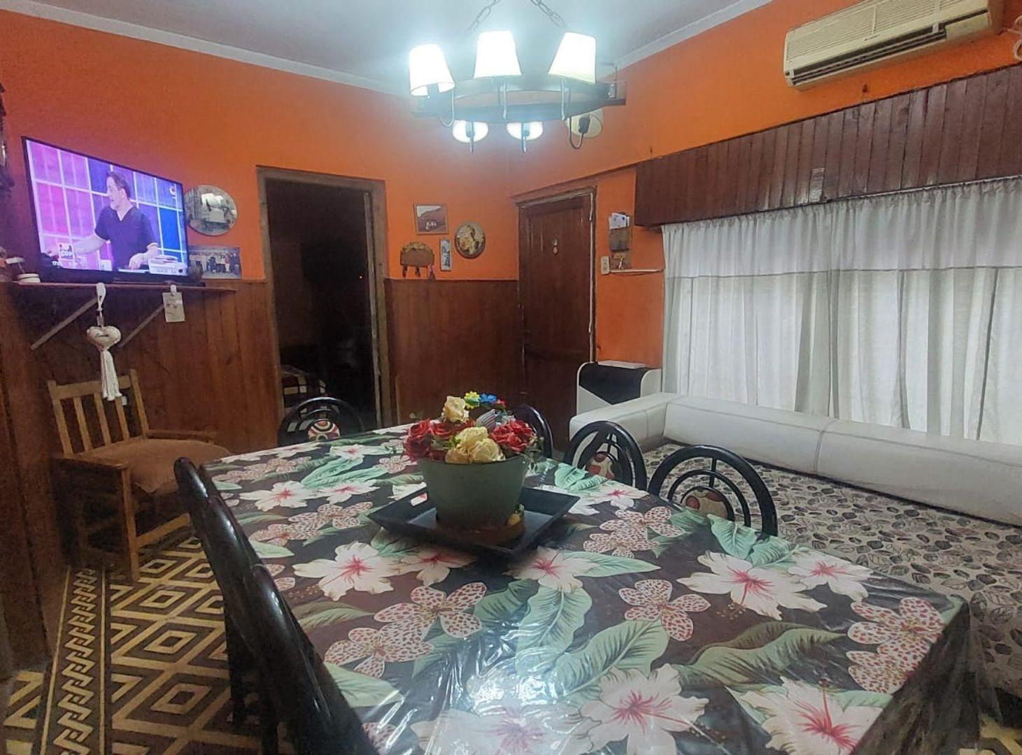 Foto de VENTA CASA 4 AMBIENTES MAS DEPTO - SAN MIGUEL, imagen 4