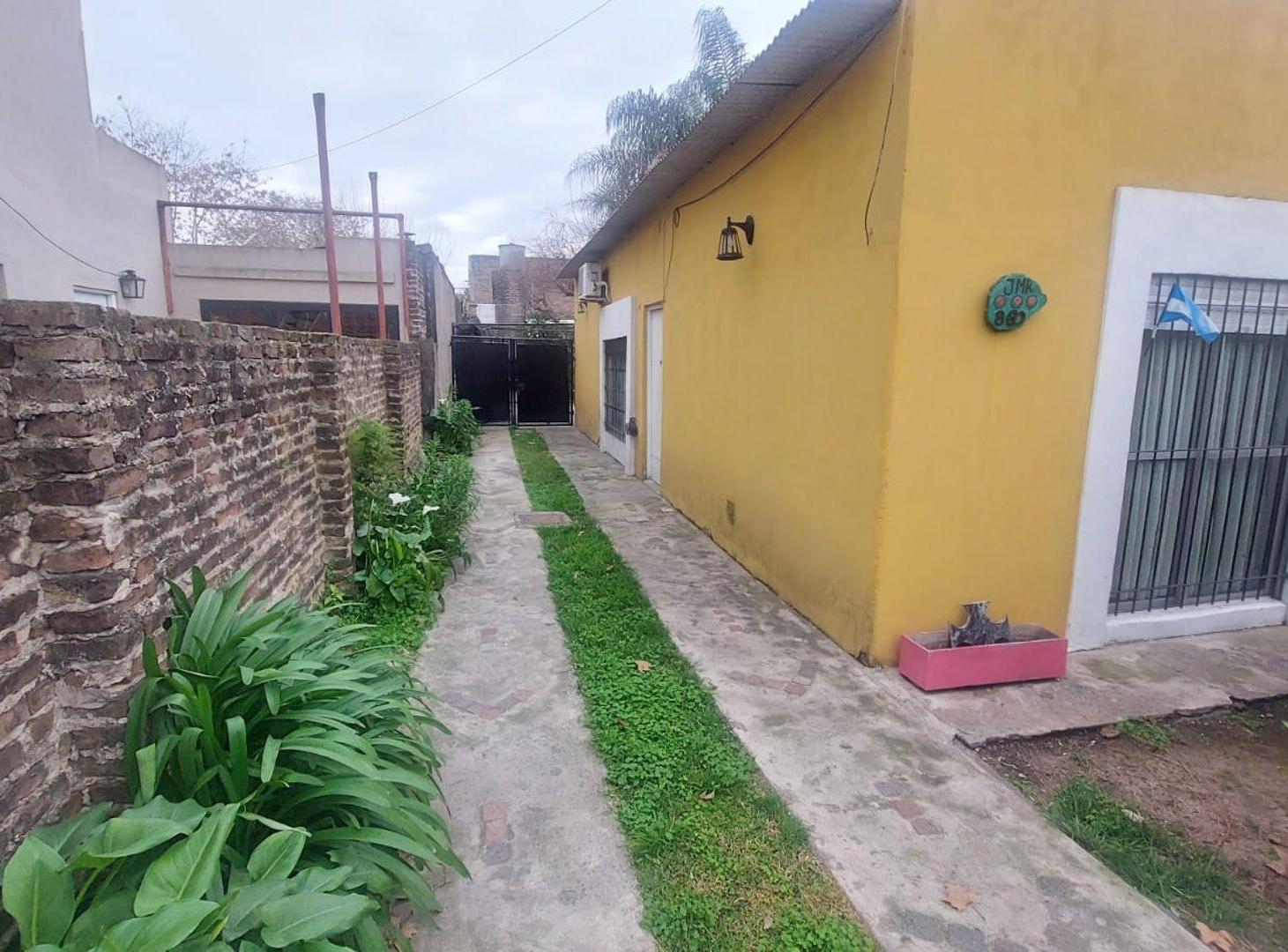 Foto de VENTA CASA 4 AMBIENTES MAS DEPTO - SAN MIGUEL, imagen 3