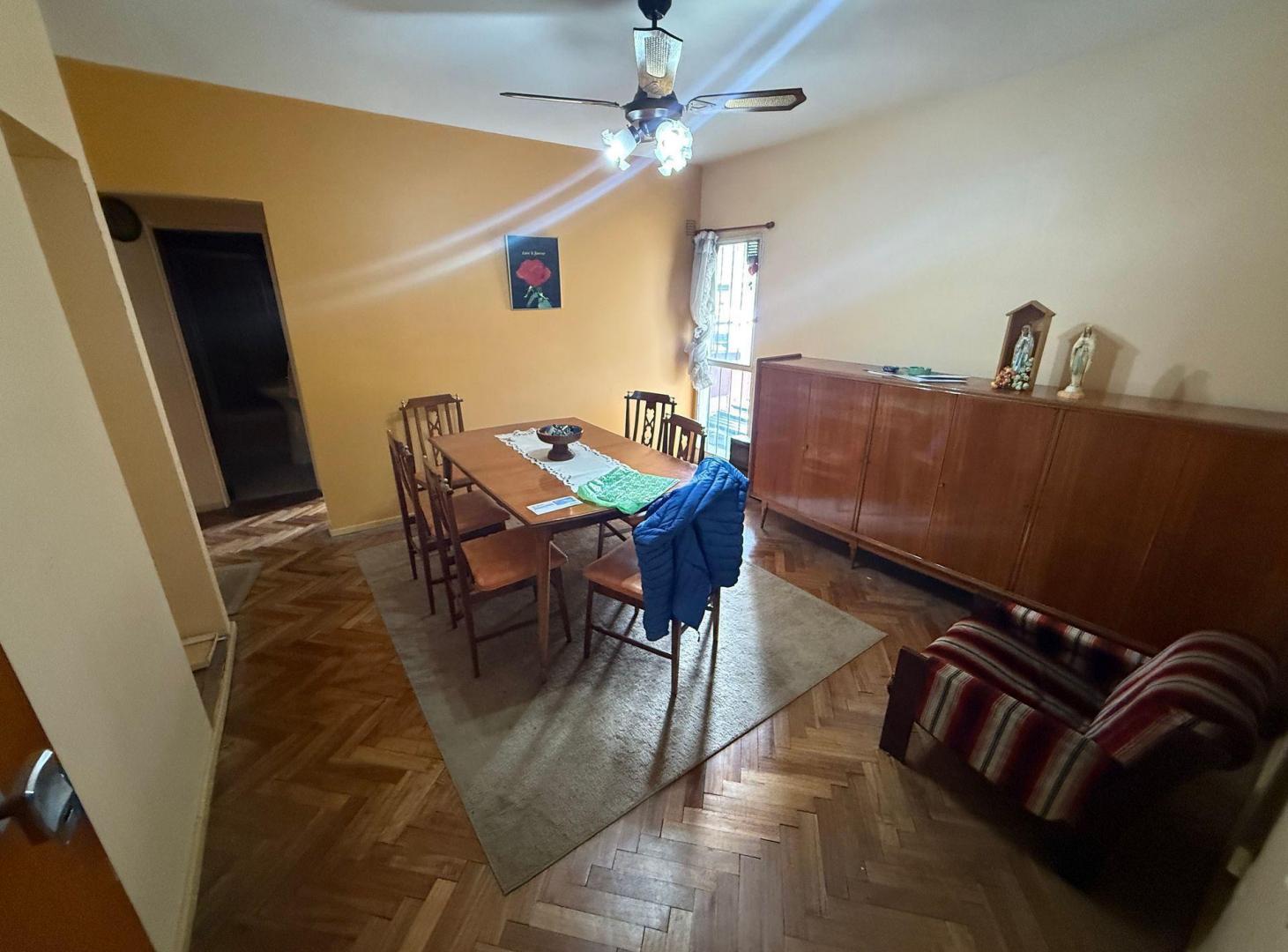 Foto de VENTA DOS AMBIENTES EN FLORES, imagen 2