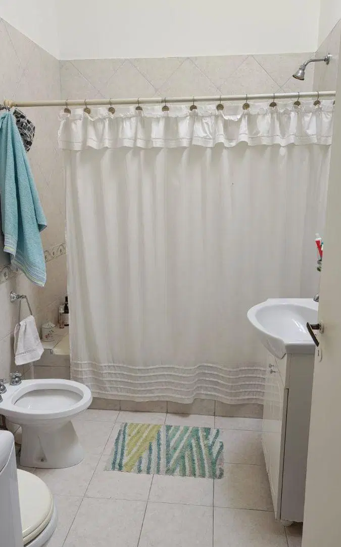 Hermosa casa 3 ambientes con jardín, fondo y pileta 5