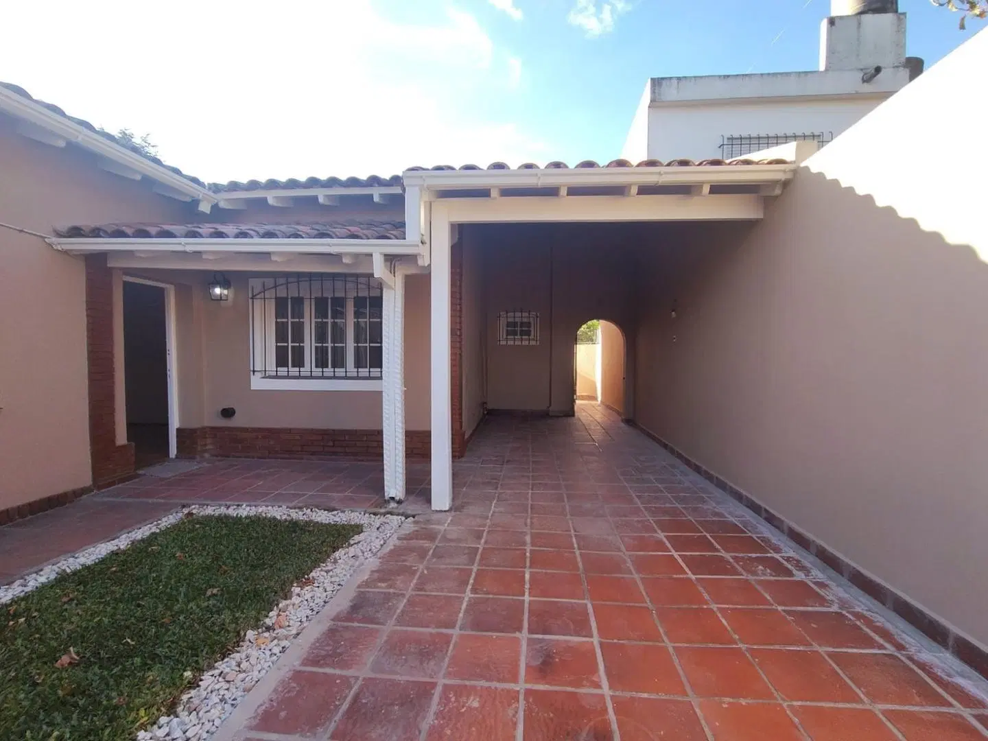 Chalet  reciclado a nuevo en ubicacion estrategica 4