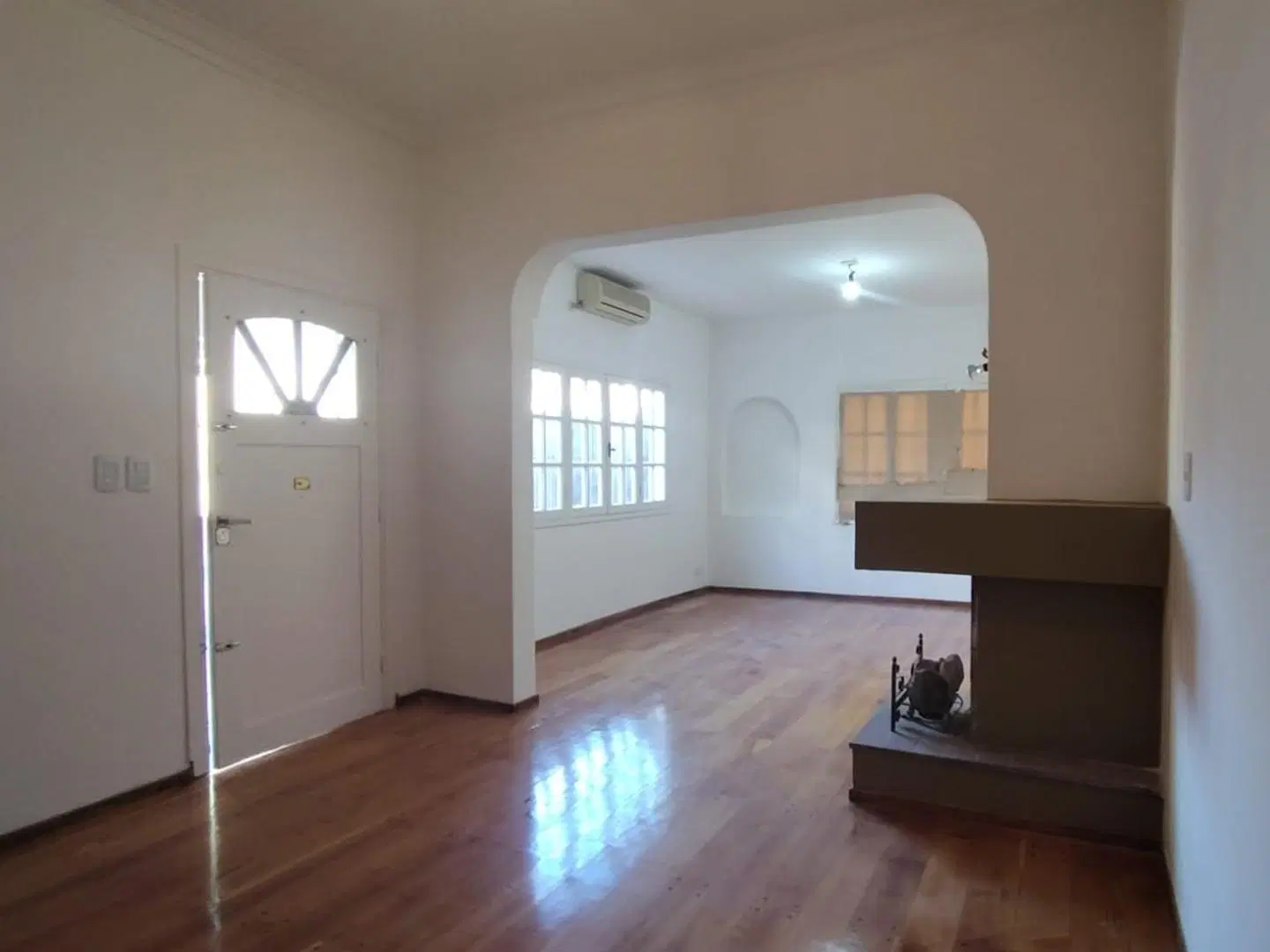 Chalet  reciclado a nuevo en ubicacion estrategica 3