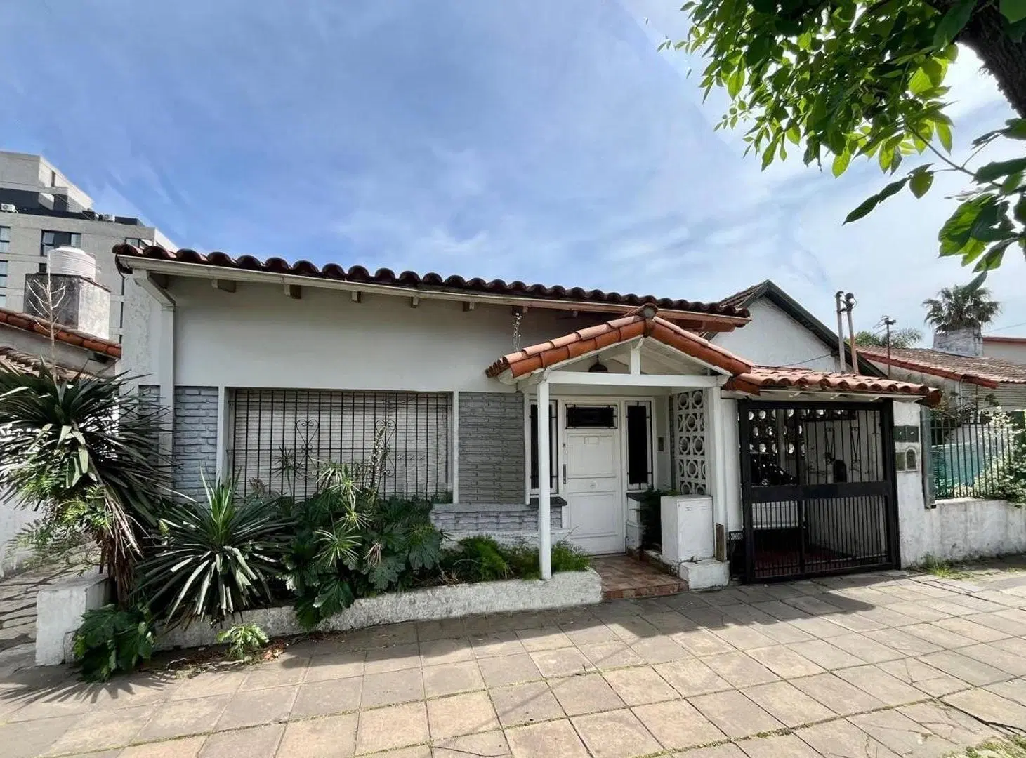 Chalet estilo californiano en planta baja 2