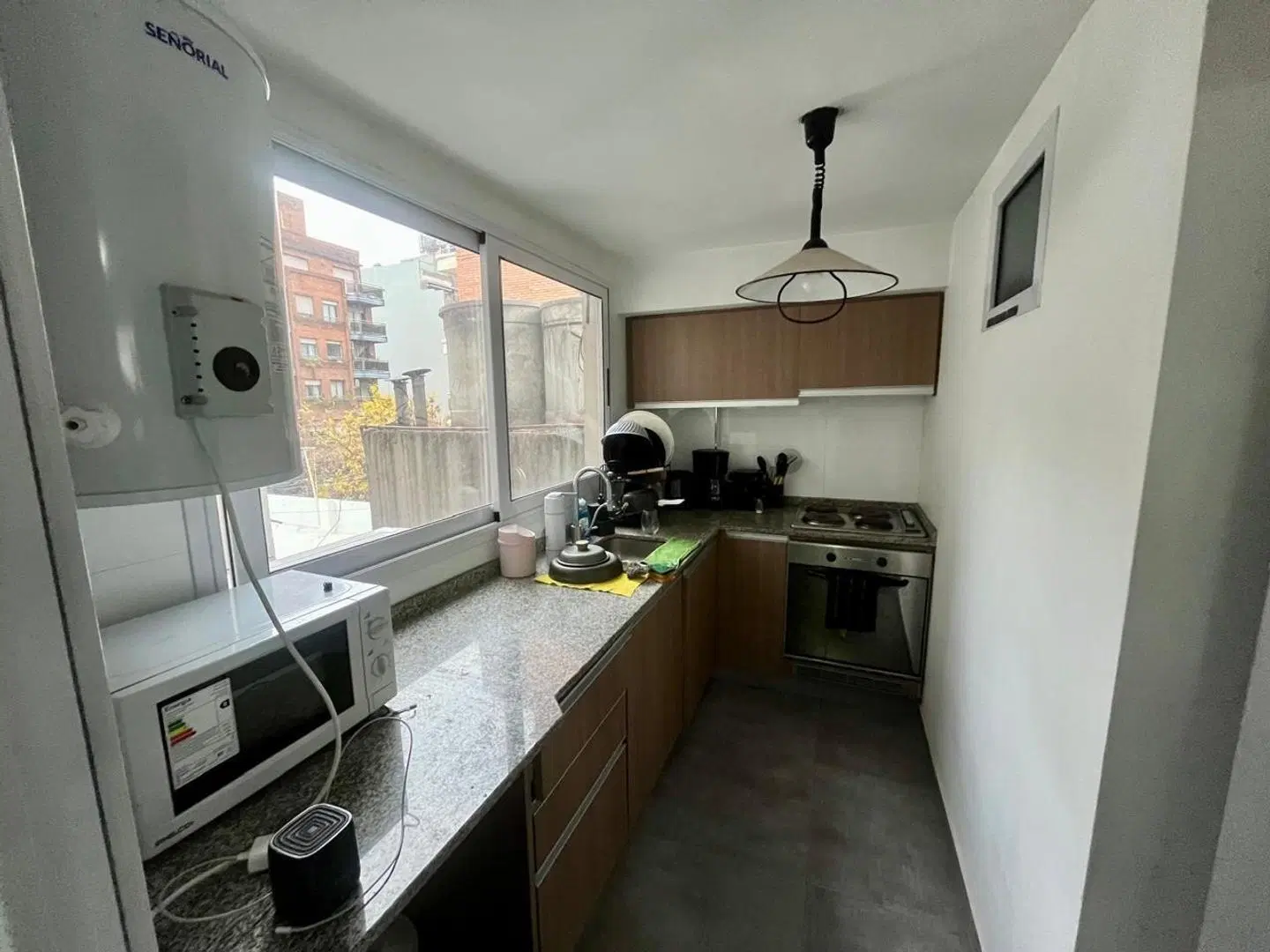 Venta de departamento de dos ambientes muy luminoso 2