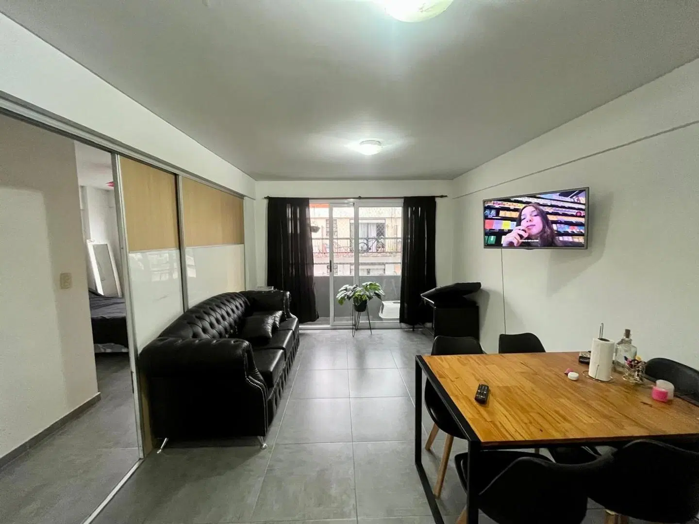 Venta de departamento de dos ambientes muy luminoso 3