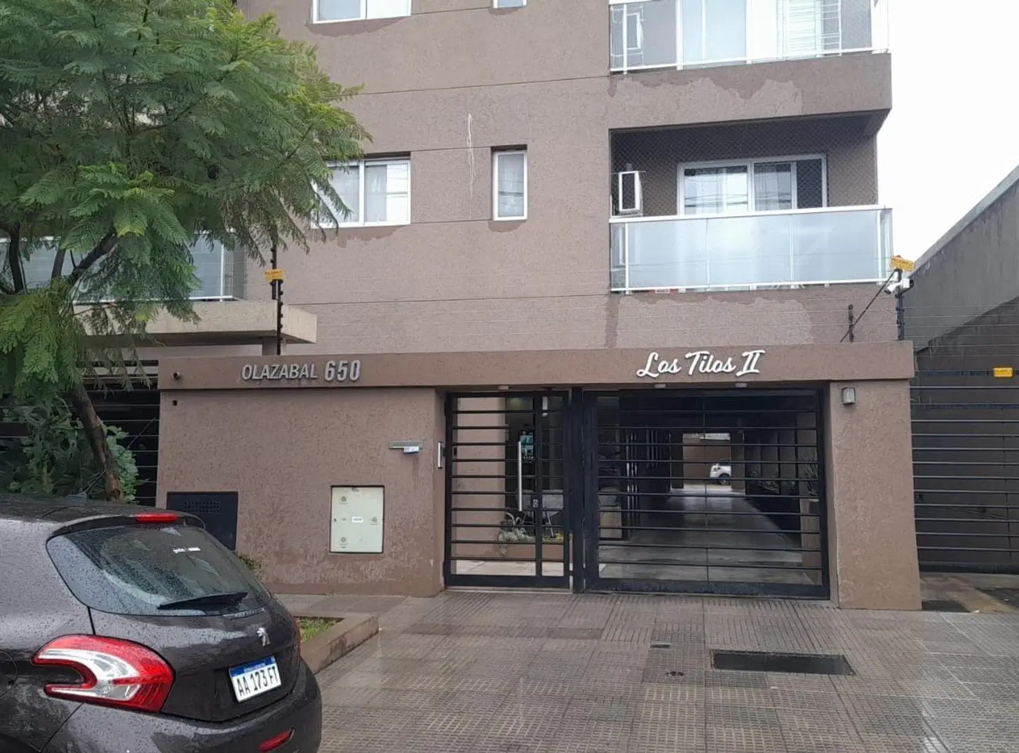 Depto de dos amb en complejo residencial Los Tilos Ituzaingo 4