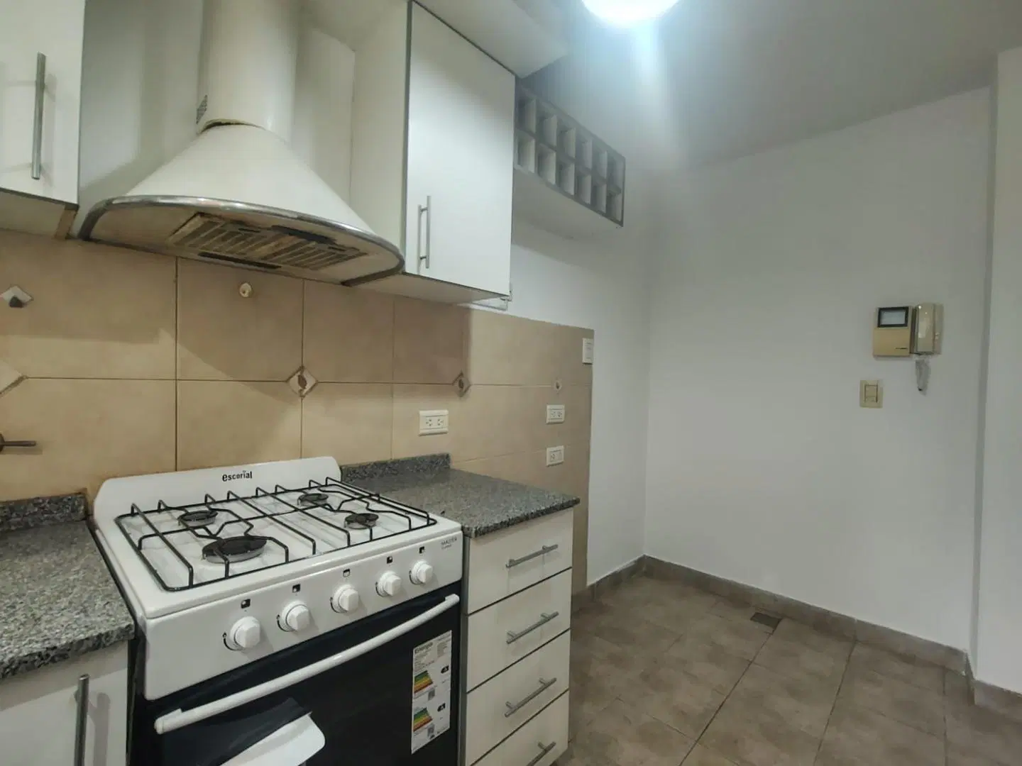 Monoambiente dividido de excelentes dimensiones 2