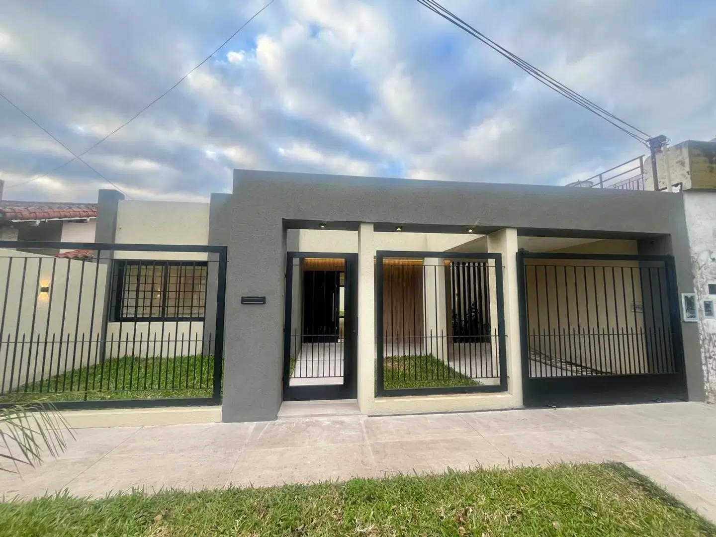 Casa minimalista totalmente reciclada a nuevo 2