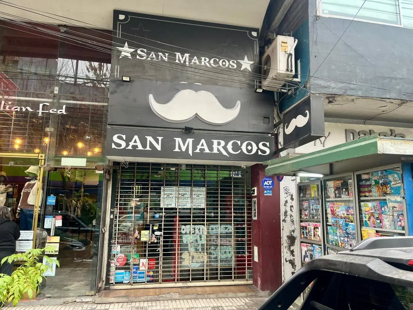 Local en Alquiler en Castelar Centro: Av. Arias al 2400 2