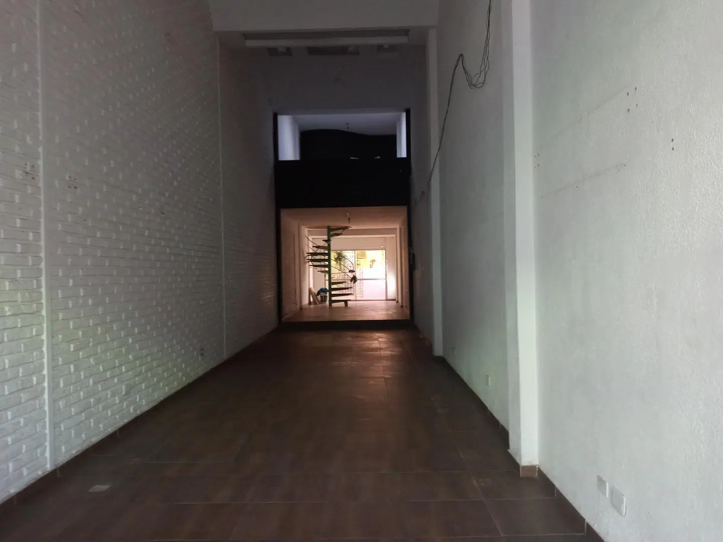 Local en Alquiler en Castelar Centro: Av. Arias al 2400 1